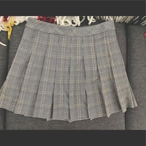 SOLD Sunday Best Gray Plaid Skirt